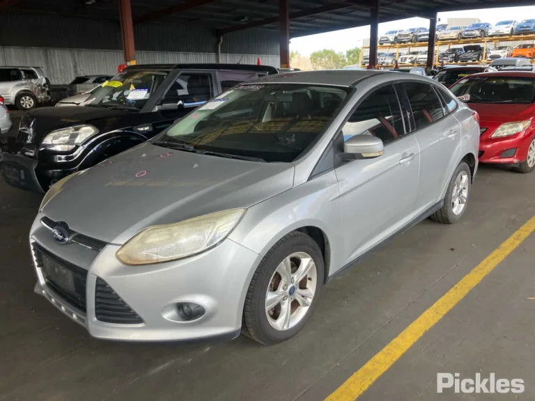 2012 Ford Focus Damaged VIN WF0MXXGCBMBM87557 – interior seats 2012 Ford Focus Damaged VIN WF0MXXGCBMBM87557 – interior seats