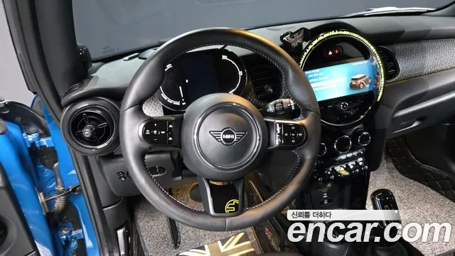 2024 Mini Cooper Electric SE Electric Sold VIN WMW11DJ00R2U51015 – photo 11 2024 Mini Cooper Electric SE Electric Sold VIN WMW11DJ00R2U51015 – photo 11