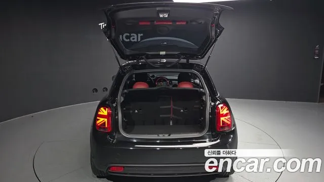 2022 Mini Cooper Electric SE Electric Sold VIN WMW11DJ03N2S47660 – engine bay