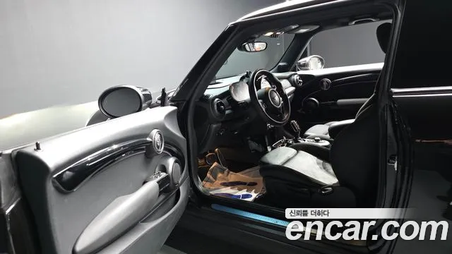 2022 Mini Cooper Electric SE Electric Sold VIN WMW11DJ03N2S47660 – photo 18