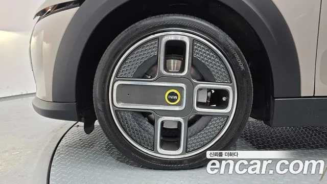 2022 Mini Cooper Electric Gen ZE Edition Sold VIN WMW11DJ09N2S49073 – trunk area