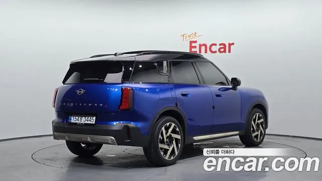 2025 Mini Cooper S Countryman 3rd Gen ALL4 Favoured Sold VIN WMW21GA07S7R52479 – photo 28