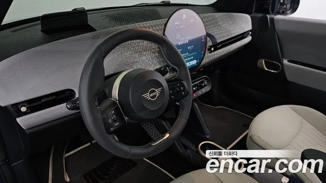 2024 Mini Cooper Electric 4th Gen SE Favoured Sold VIN WMW21GC02RTA25858 – exterior detail