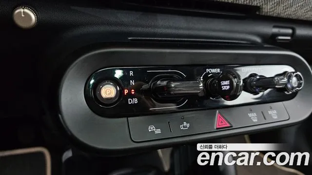 2024 Mini Cooper Electric 4th Gen SE Favoured Sold VIN WMW21GC02RTA25858 – odometer reading