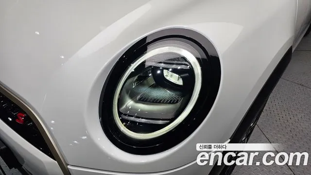 2025 Mini Cooper S 4th Gen Favoured VIN WMW21GD00S2W29805