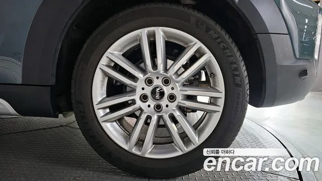 2023 Mini Cooper Countryman Classic Plus Launch Pack Sold VIN WMW31BR01P3R22176 – photo 24
