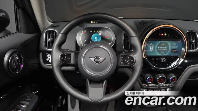 2023 Mini Cooper Countryman Classic Plus Launch Pack Sold VIN WMW31BR02P3R15821 – dashboard