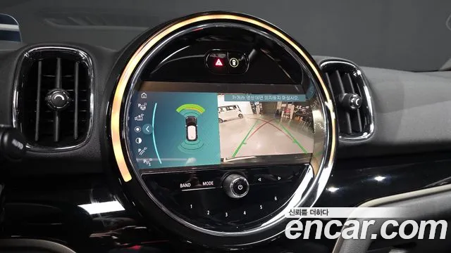 2023 Mini Cooper Countryman Classic Plus Launch Pack Sold VIN WMW31BR02P3R15821 – interior seats