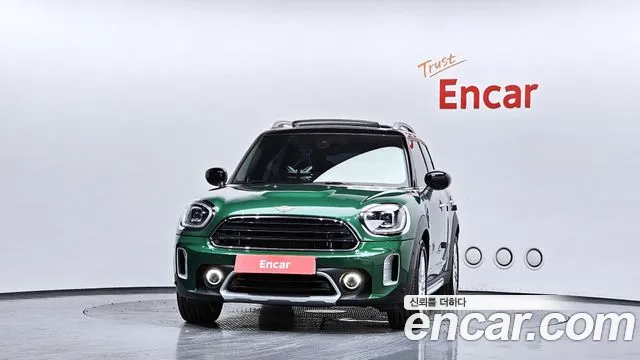 2023 Mini Cooper Countryman Classic Plus Launch Pack Sold VIN WMW31BR07P3R23316 – trunk area