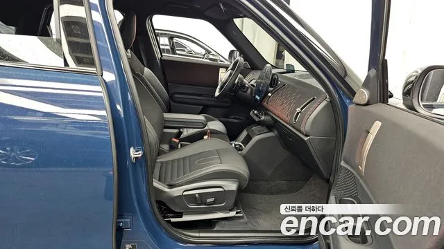 2025 Mini Cooper S Countryman 3rd Gen ALL4 JCW Sold VIN WMW31GA00S7R46429 – exterior detail