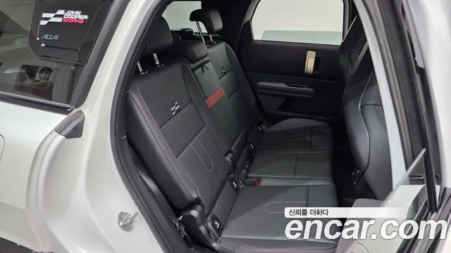 2025 Mini Cooper S Countryman 3rd Gen ALL4 JCW Sold VIN WMW31GA01S7R78886 – interior seats