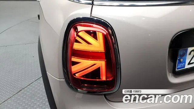 2024 Mini Cooper Classic Sold VIN WMW41DH04R2U76194 – photo 20