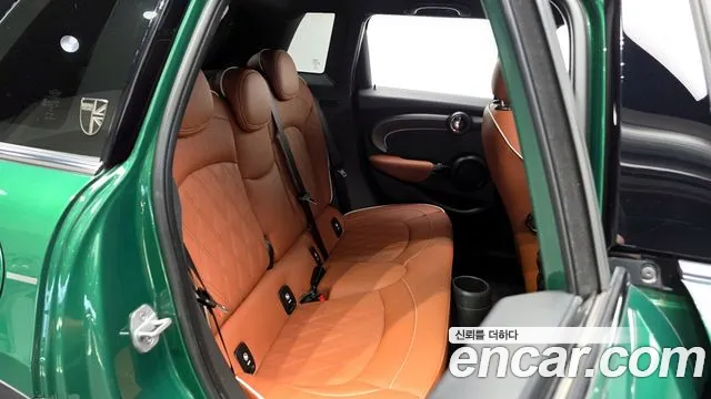 2022 Mini Cooper 5-Door Piccadilly Edition Sold VIN WMW41DK00N2P65642 – photo 29
