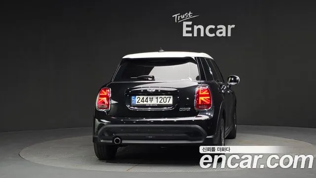 2023 Mini Cooper 5Door Classic Sold VIN WMW41DK09P2U07040 – photo 21 2023 Mini Cooper 5Door Classic Sold VIN WMW41DK09P2U07040 – photo 21