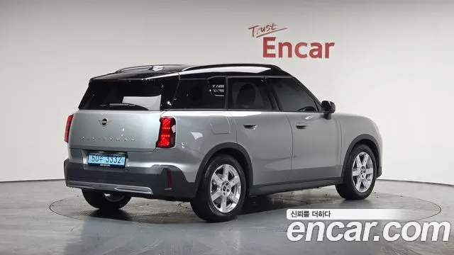 2025 Mini Cooper Countryman Electric 3rd Gen E Classic Sold VIN WMW41GA03S7P37724 – trunk area 2025 Mini Cooper Countryman Electric 3rd Gen E Classic Sold VIN WMW41GA03S7P37724 – trunk area