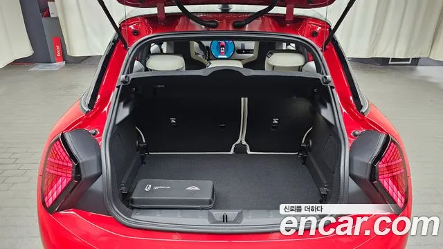 2025 Mini Cooper S 4th Gen 5 Door Favoured Sold VIN WMW51GD01S2W62048 – photo 16