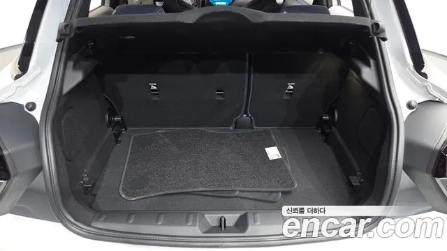 2025 Mini Cooper S 4th Gen 5 Door Favoured Sold VIN WMW51GD03S2W57904 – photo 11