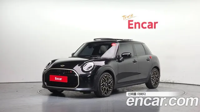2025 Mini Cooper S 4th Gen 5 Door Favoured Sold VIN WMW51GD08S2W59518 – photo 32 2025 Mini Cooper S 4th Gen 5 Door Favoured Sold VIN WMW51GD08S2W59518 – photo 32