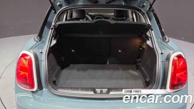 2023 Mini Cooper S 5door Multitione Edition Sold VIN WMW61DK04P2T53848 – front exterior
