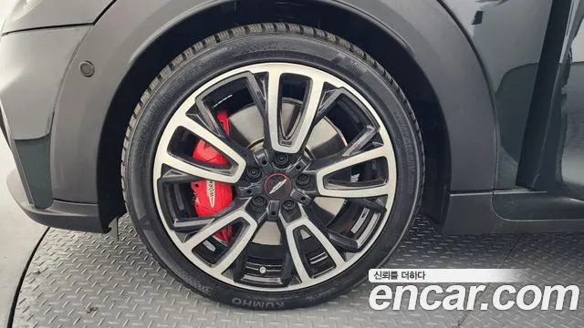2024 Mini Cooper S Jcw Sold VIN WMW81DH01R2V48843 – front exterior