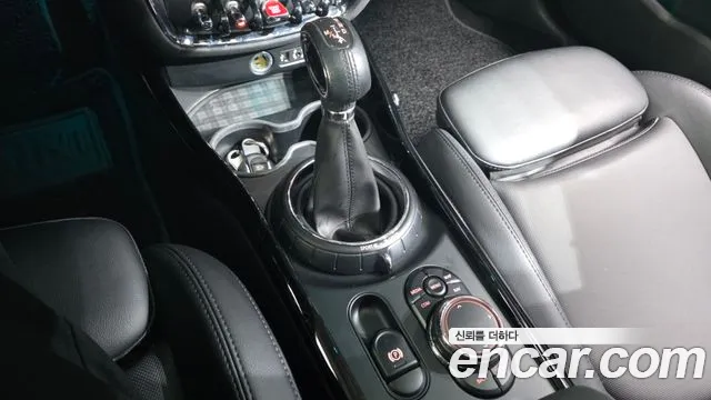 2018 Mini Cooper Clubman High Sold VIN WMWLN5100J2G10898 – front exterior