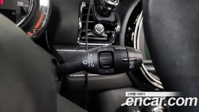 2019 Mini Cooper Clubman Standard Sold VIN WMWLN5104K2H74981 – interior seats