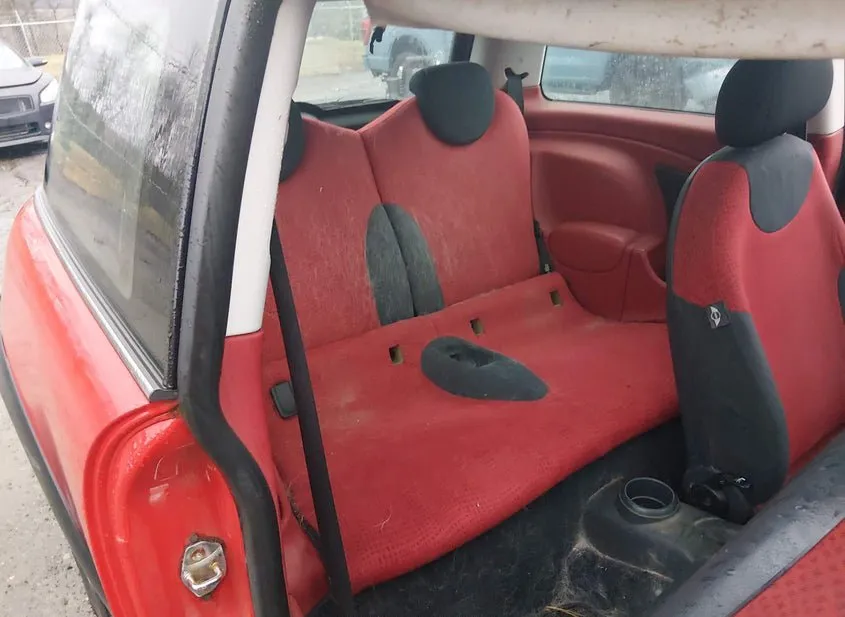 2004 MINI Cooper Used VIN WMWRC334X4TC51871 – undercarriage