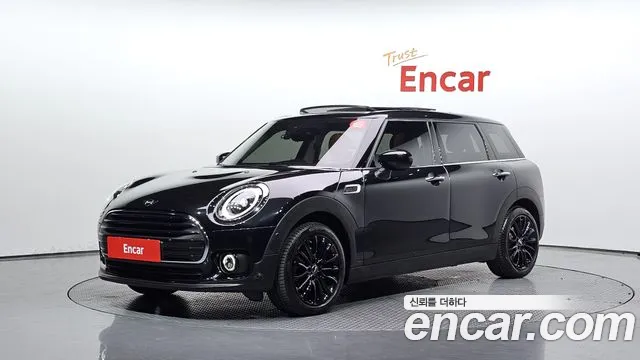 2024 Mini Cooper Clubman Classic Sold VIN WMWXJ3100R2U40908 – dashboard