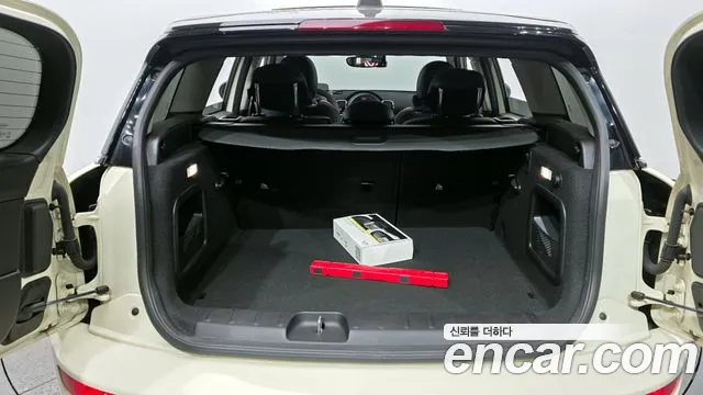 2021 Mini Cooper Clubman High Sold VIN WMWXJ3103M2N80637 – interior seats 2021 Mini Cooper Clubman High Sold VIN WMWXJ3103M2N80637 – interior seats