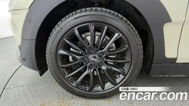 2021 Mini Cooper Clubman High Sold VIN WMWXJ3103M2N80637 – photo 17 2021 Mini Cooper Clubman High Sold VIN WMWXJ3103M2N80637 – photo 17
