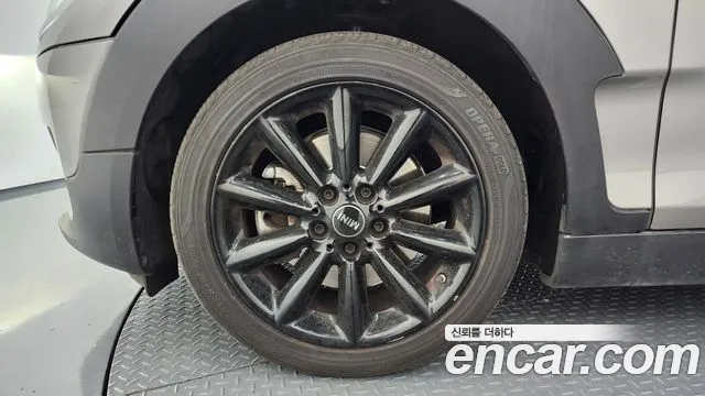 2019 Mini Cooper D Clubman Standard Sold VIN WMWXK5100KTN60698 – undercarriage