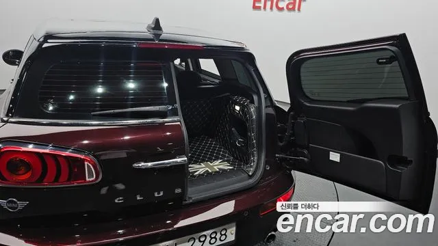2018 Mini Cooper SD Clubman Standard Sold VIN WMWXK7109JTE29931 – rear exterior