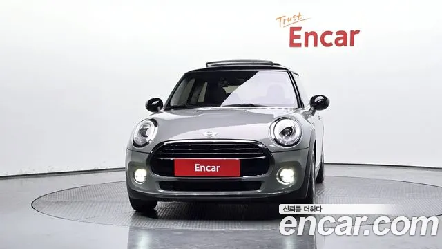 2018 Mini Cooper D Standard Sold VIN WMWXN3107J2E02068 – photo 12