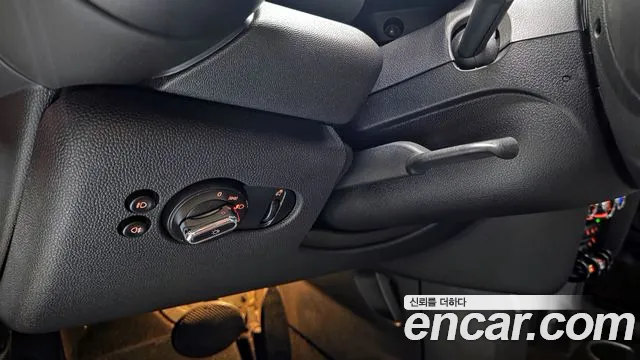 2018 Mini Cooper Standard Sold VIN WMWXP5102J2F93856 – front exterior