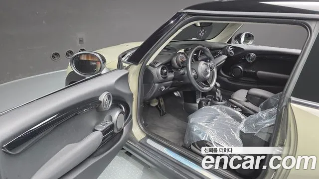 2019 Mini Cooper HIGH Sold VIN WMWXP5106K2L33460 – exterior detail
