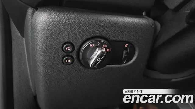 2021 Mini Cooper HIGH Sold VIN WMWXR7101M2N97338 – interior seats