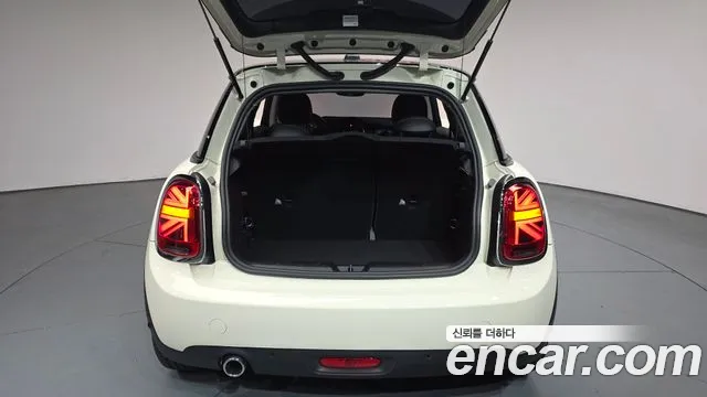 2020 Mini Cooper Standard Sold VIN WMWXR7104L2M93375 – photo 13