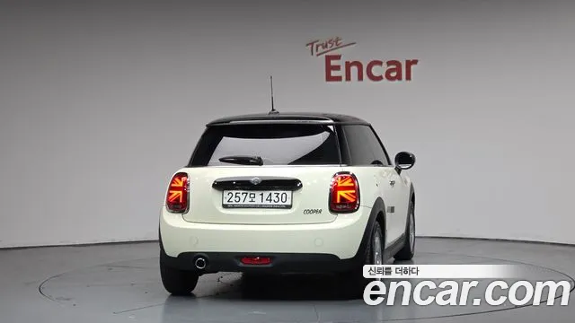 2020 Mini Cooper Standard Sold VIN WMWXR7104L2M93375 – photo 22