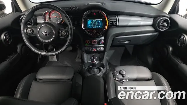 2020 Mini Cooper Standard Sold VIN WMWXR7104L2M93375 – photo 29