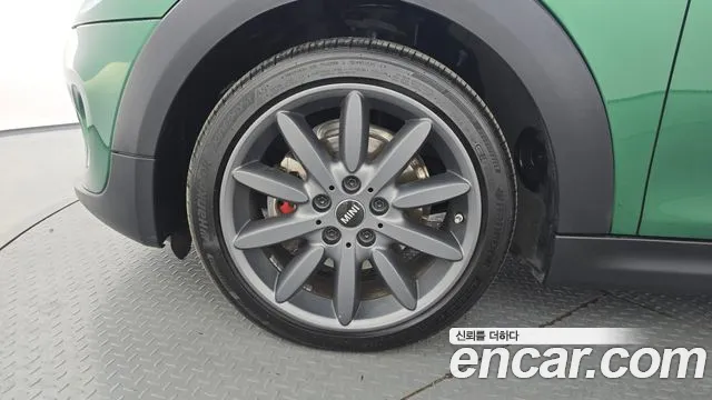 2020 Mini Cooper Standard VIN WMWXR7104L2N22194