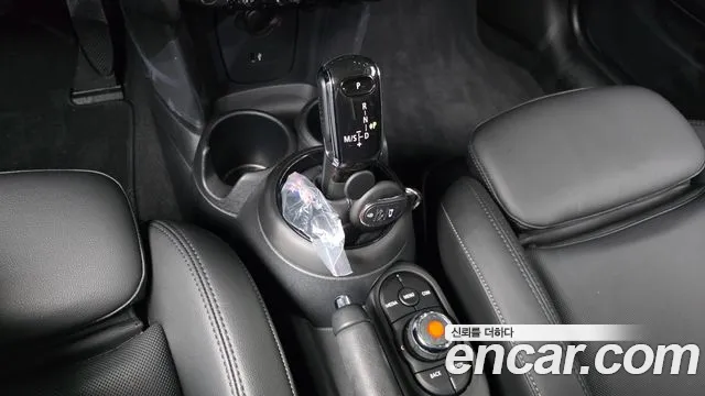 2020 Mini Cooper Standard Sold VIN WMWXR7109L2M31017 – photo 22