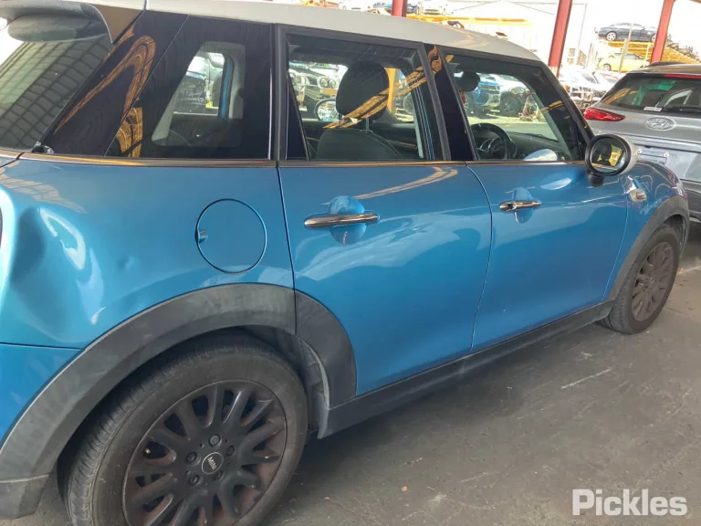 2015 Mini Hatch Damaged VIN WMWXT32090T855313 – photo 17