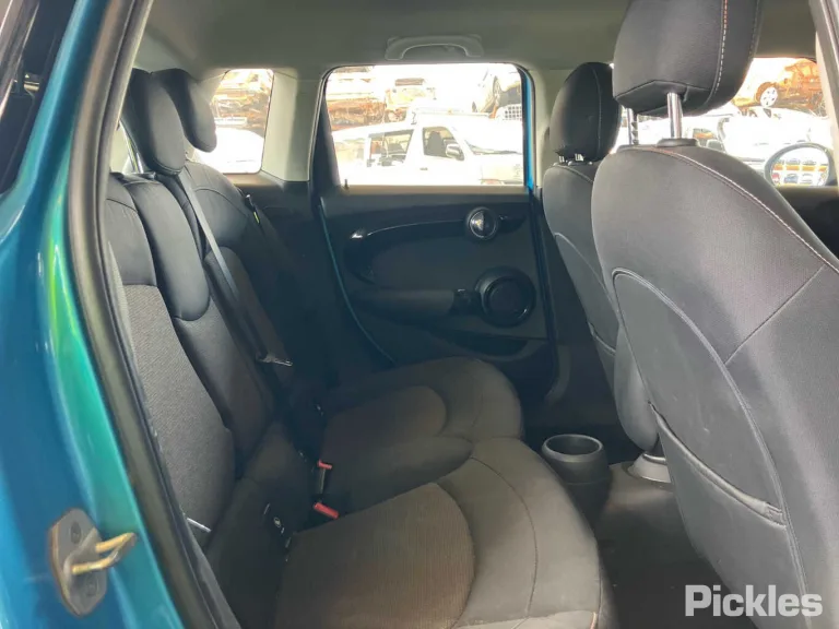 2015 Mini Hatch Damaged VIN WMWXT32090T855313 – photo 29