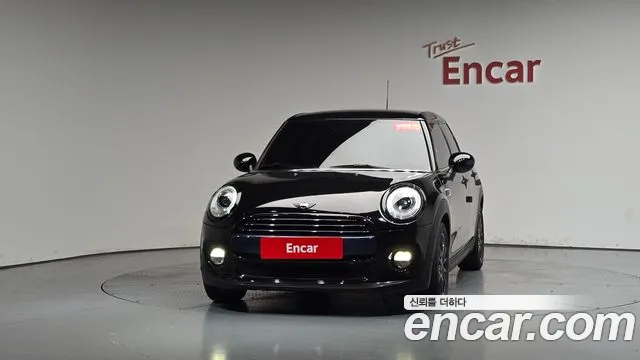 2018 Mini Cooper 5Door Standard Sold VIN WMWXU1100J2G06069 – photo 12