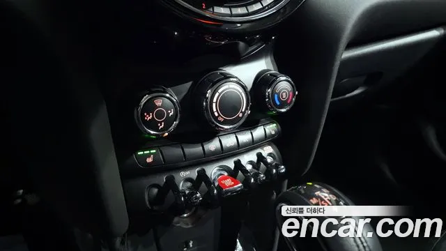 2019 Mini Cooper 5Door Standard Sold VIN WMWXU1100K2L07504 – trunk area