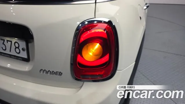 2018 Mini Cooper Standard Sold VIN WMWXU1102J2H33339 – photo 21