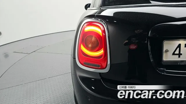 2018 Mini Cooper 5Door HIGH Sold VIN WMWXU1106J2G05993 – photo 12
