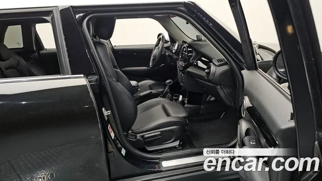 2018 Mini Cooper 5Door HIGH Sold VIN WMWXU1106J2G05993 – photo 29