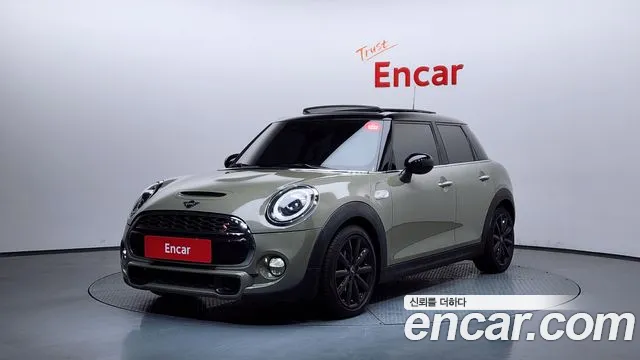 2019 Mini Cooper S 5door Standard Sold VIN WMWXU3104K2D47034 – front exterior