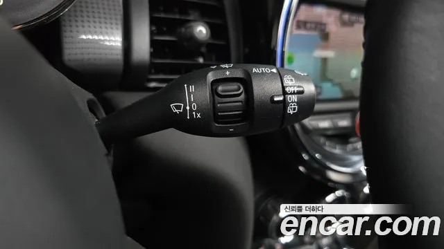2021 Mini Cooper 5Door HIGH Sold VIN WMWXV7101M2N94306 – odometer reading